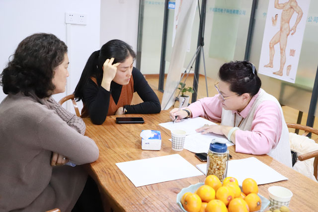 �Ϻ����tˎ��W�ώ��錎�������ӿƼ����޹�˾�͑��\